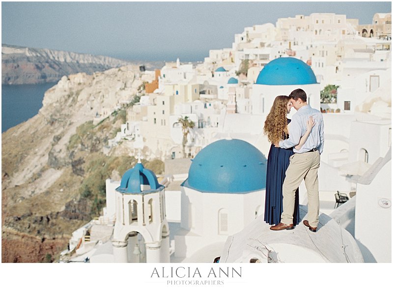Santorini wedding photographers | Photographers in santorini | Santorini wedding venues | Greece wedding photographer