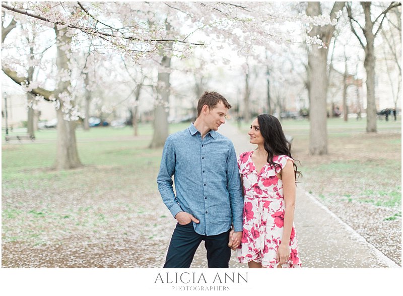 Wooster square cherry blossoms 2019 | Spring engagement session places in CT | Conencticut engagement photographers