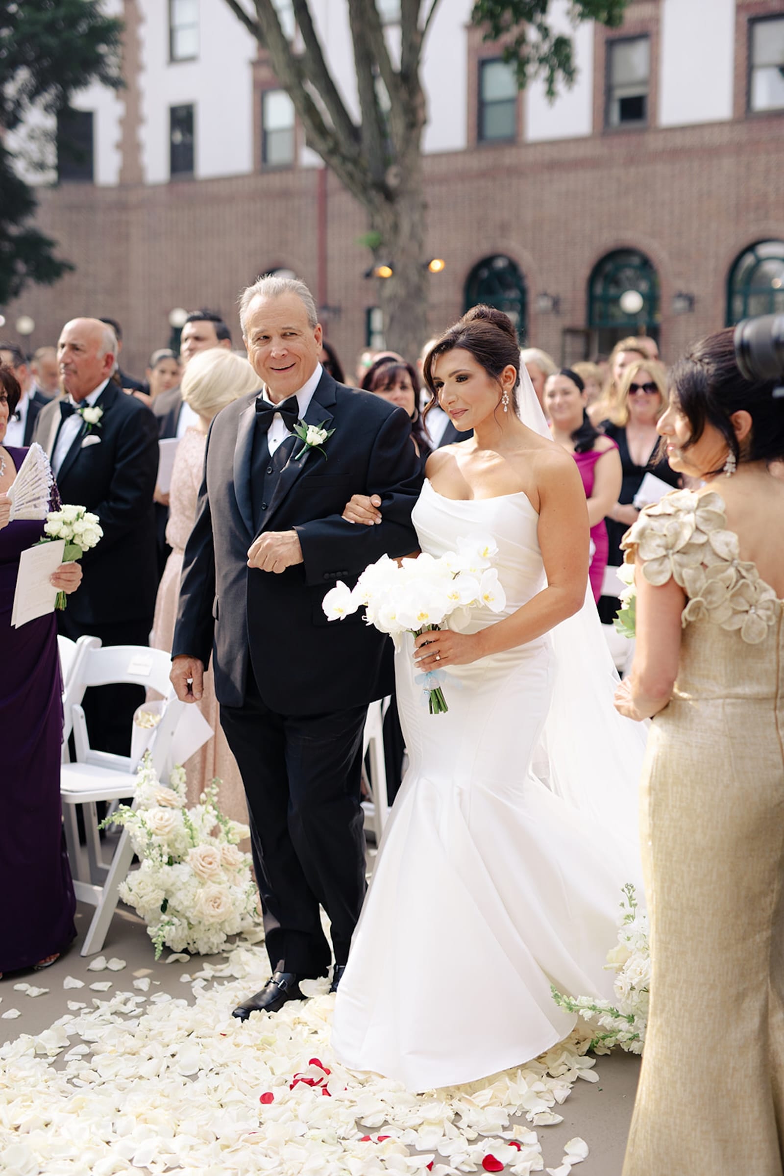 Luxury-Wedding-Westchester-Country-Club-New-York-with-White-Orchids-by-NYC-film-wedding-photographer-alicia-ann-photographers-7