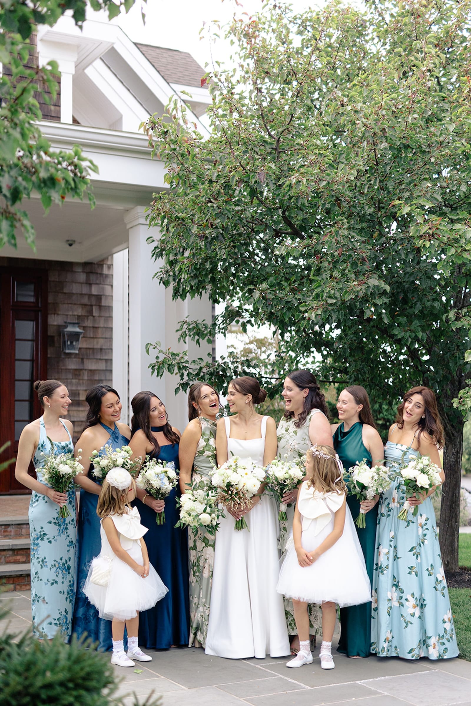 Peconic-Bay-Yacht-Club-Wedding-Photos–Elegant-New-York-Wedding-with-Blue-and-White-Florals-NYC-Film-Photographer-Aliciaa-Annn-Photographers-13